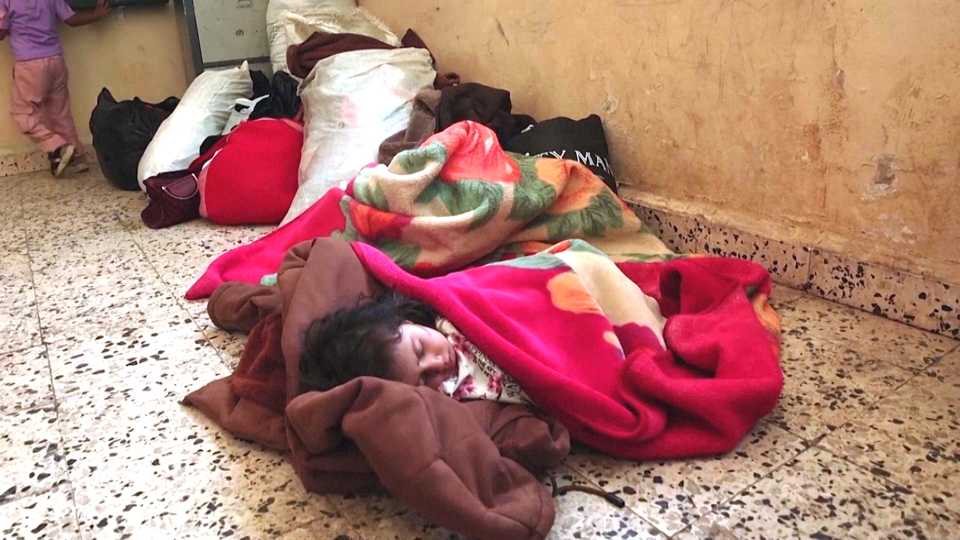 Из Сувейды в Сирии, где разгорелось насилие, эвакуируют бедуинов Из Сувейды в Сирии, где разгорелось насилие, эвакуируют бедуинов