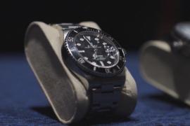 Чилийские власти возвращают шесть наручных часов, украденных у Киану Ривза