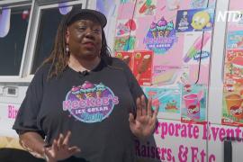 Владелица фургона с мороженым помогает людям в Атланте пережить жару