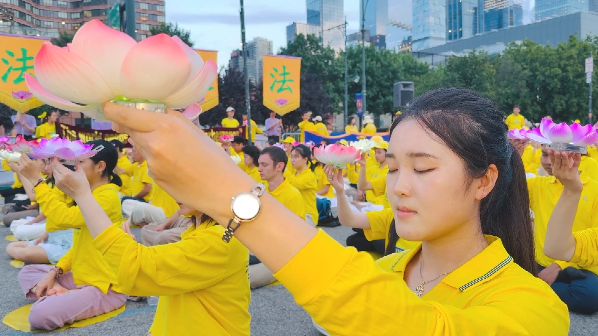 26 лет мужества: в разных странах мира прошли мероприятия в защиту Фалуньгун 26 лет мужества: в разных странах мира прошли мероприятия в защиту Фалуньгун