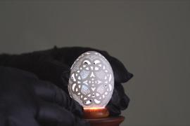 Уникальная техника: искусство на тончайшей скорлупе