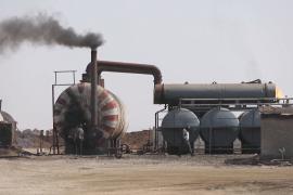 Чёрный дым и болезни: жители Сирии страдают из-за самодельных нефтеперерабатывающих установок