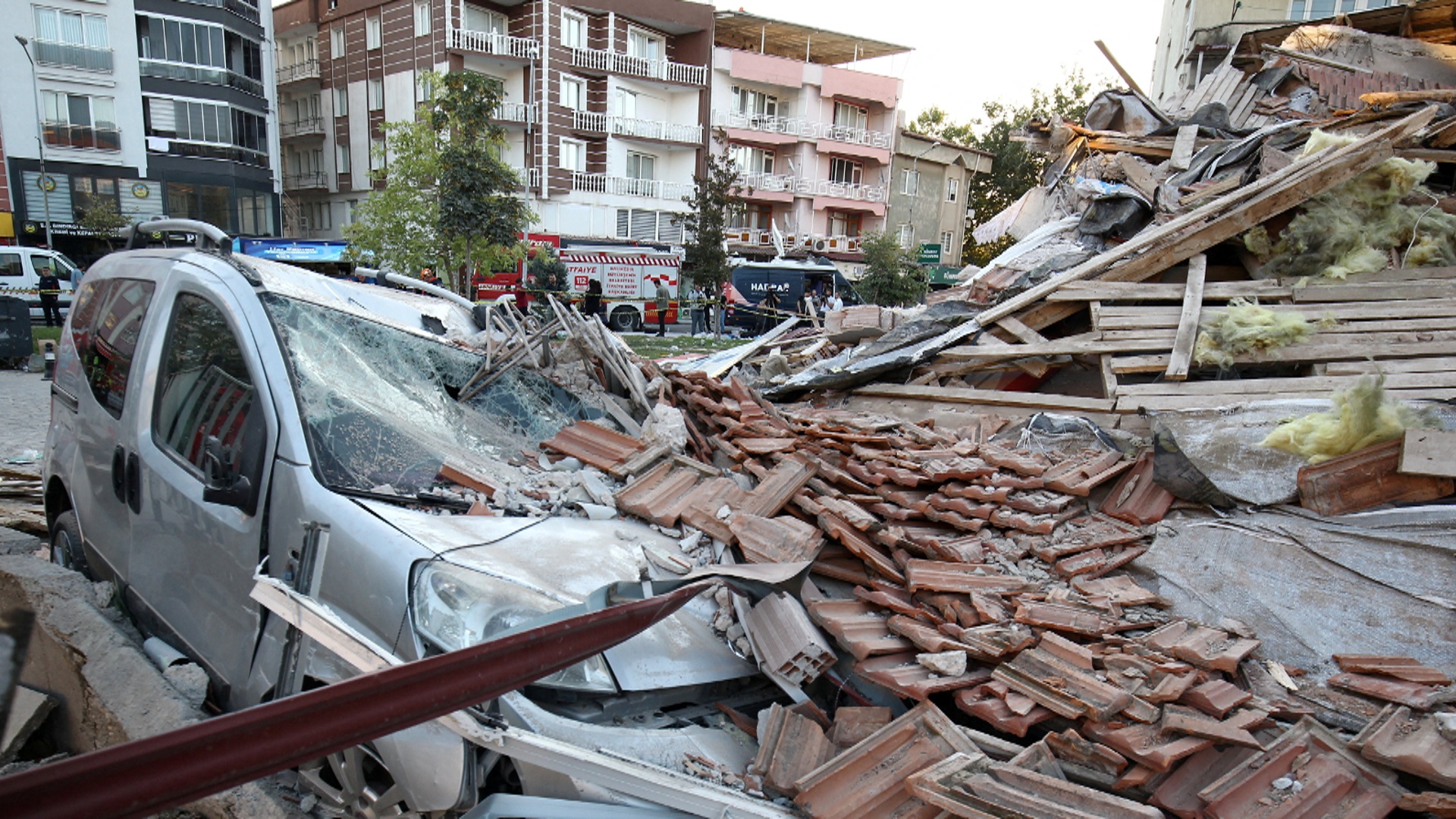 Не обошлось без жертв: сильное землетрясение на северо-западе Турции