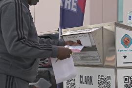 Дональд Трамп хочет запретить голосование по почте