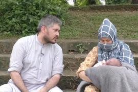 Выселенные афганские беженцы вынуждены жить в парке в Исламабаде