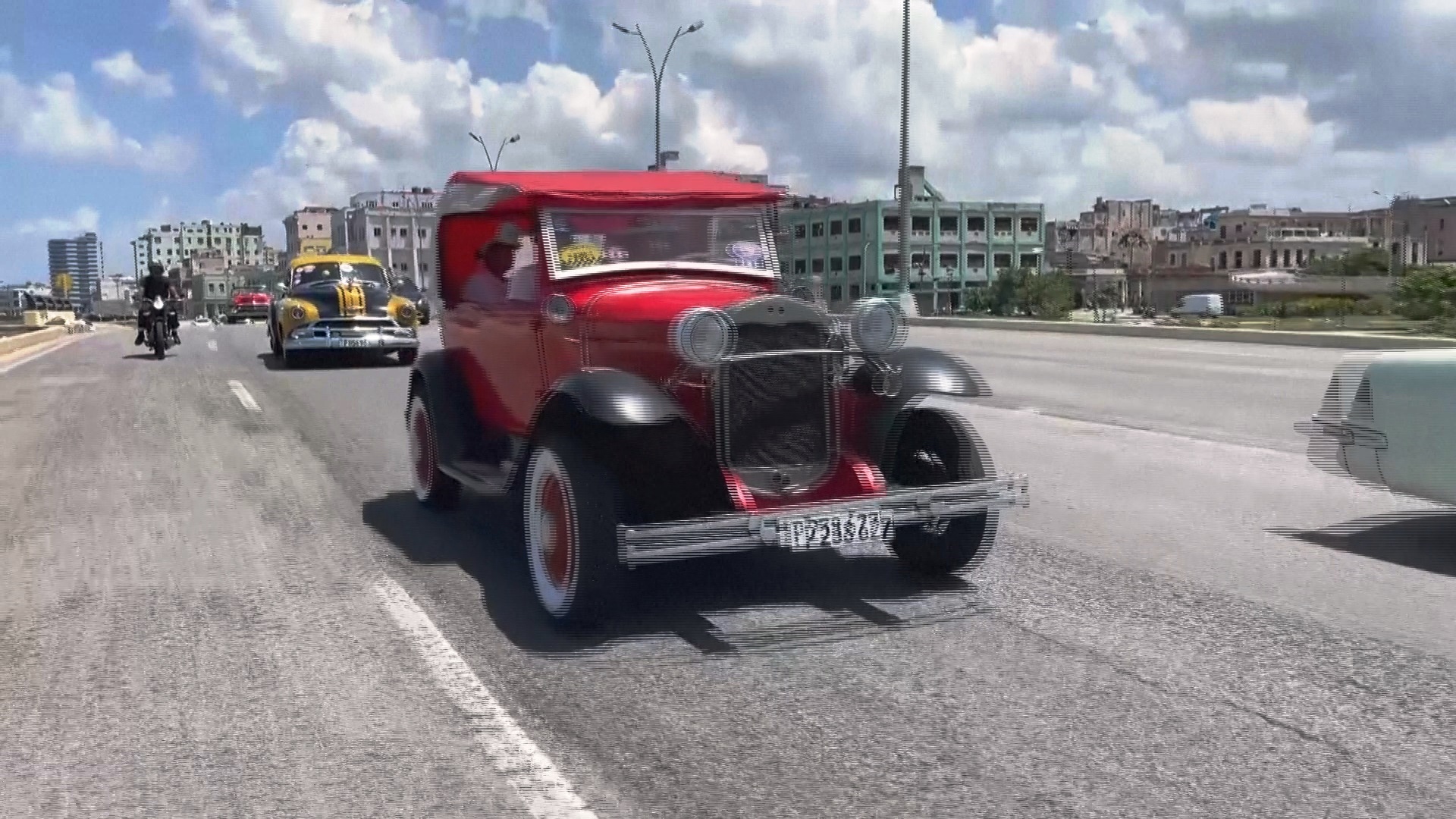 Первый конкурс винтажных автомобилей стартовал в Гаване Первый конкурс винтажных автомобилей стартовал в Гаване