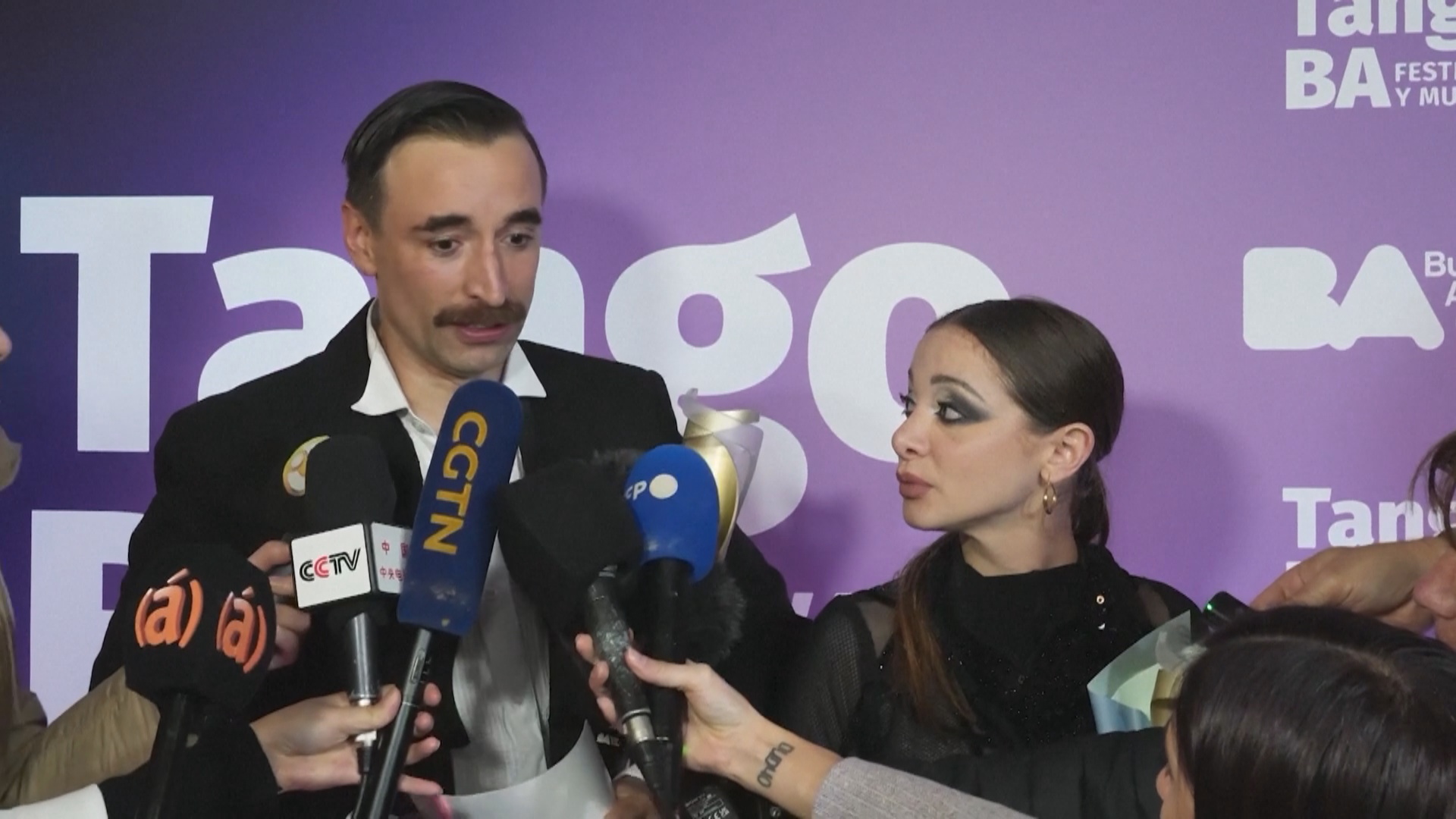 Дуэт из Буэнос-Айреса победил на Чемпионате мира по аргентинскому танго Дуэт из Буэнос-Айреса победил на Чемпионате мира по аргентинскому танго