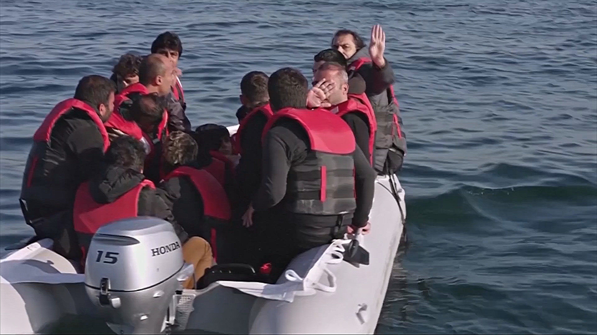 Великобритания приостанавливает воссоединение семей беженцев