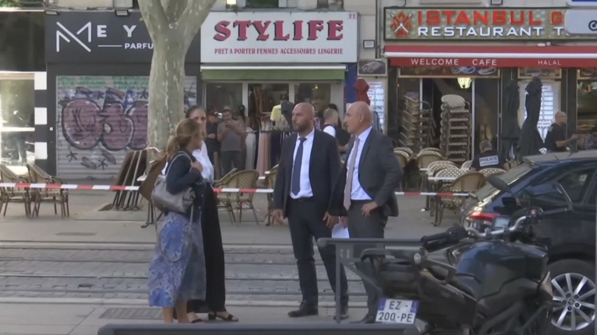 Полиция застрелила мигранта, который напал с ножом на людей в Марселе