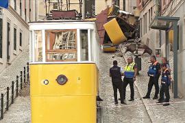 Отчёт: назвали причины крушения фуникулёра в Лиссабоне