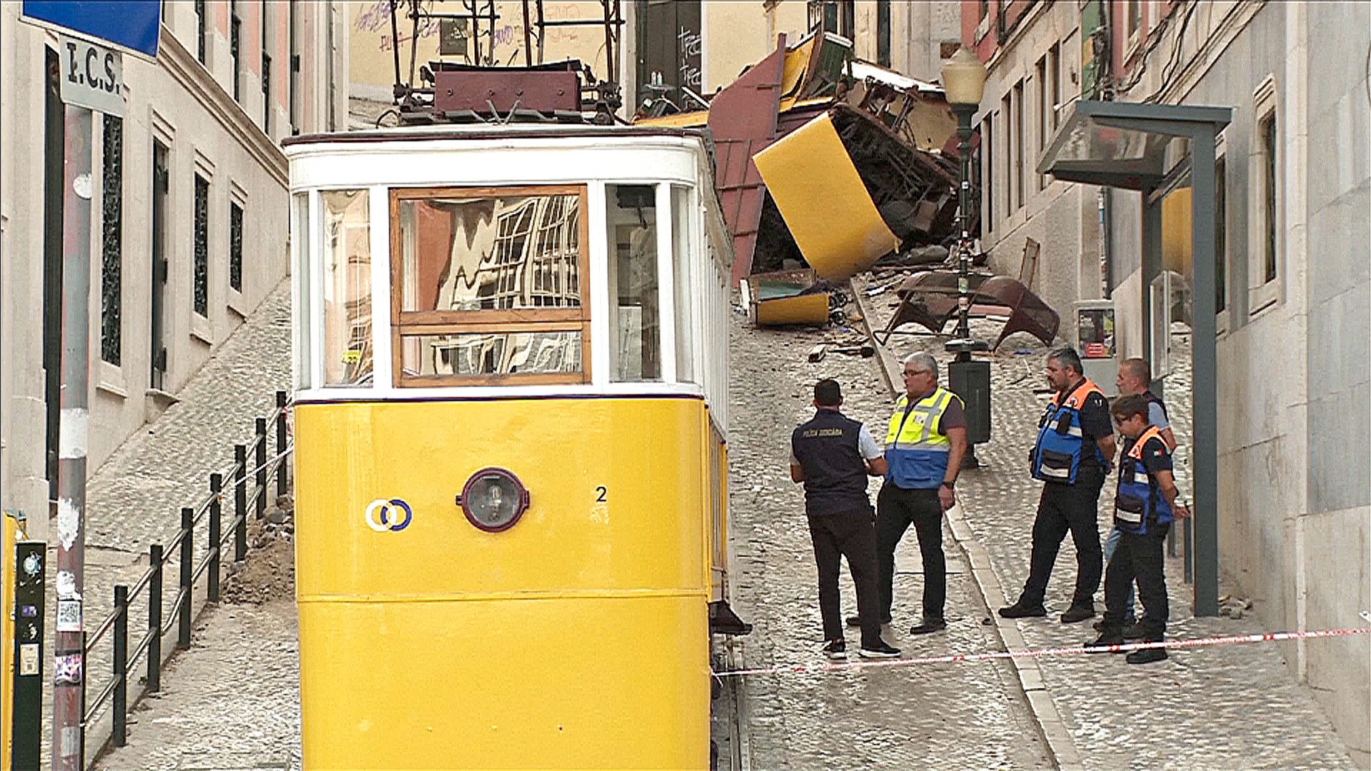 Отчёт: назвали причины крушения фуникулёра в Лиссабоне Отчёт: назвали причины крушения фуникулёра в Лиссабоне