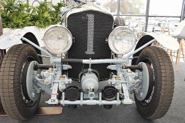 Гиперкары и реплику Bentley за 2 млн евро представили в родовом имении Мальборо в Англии