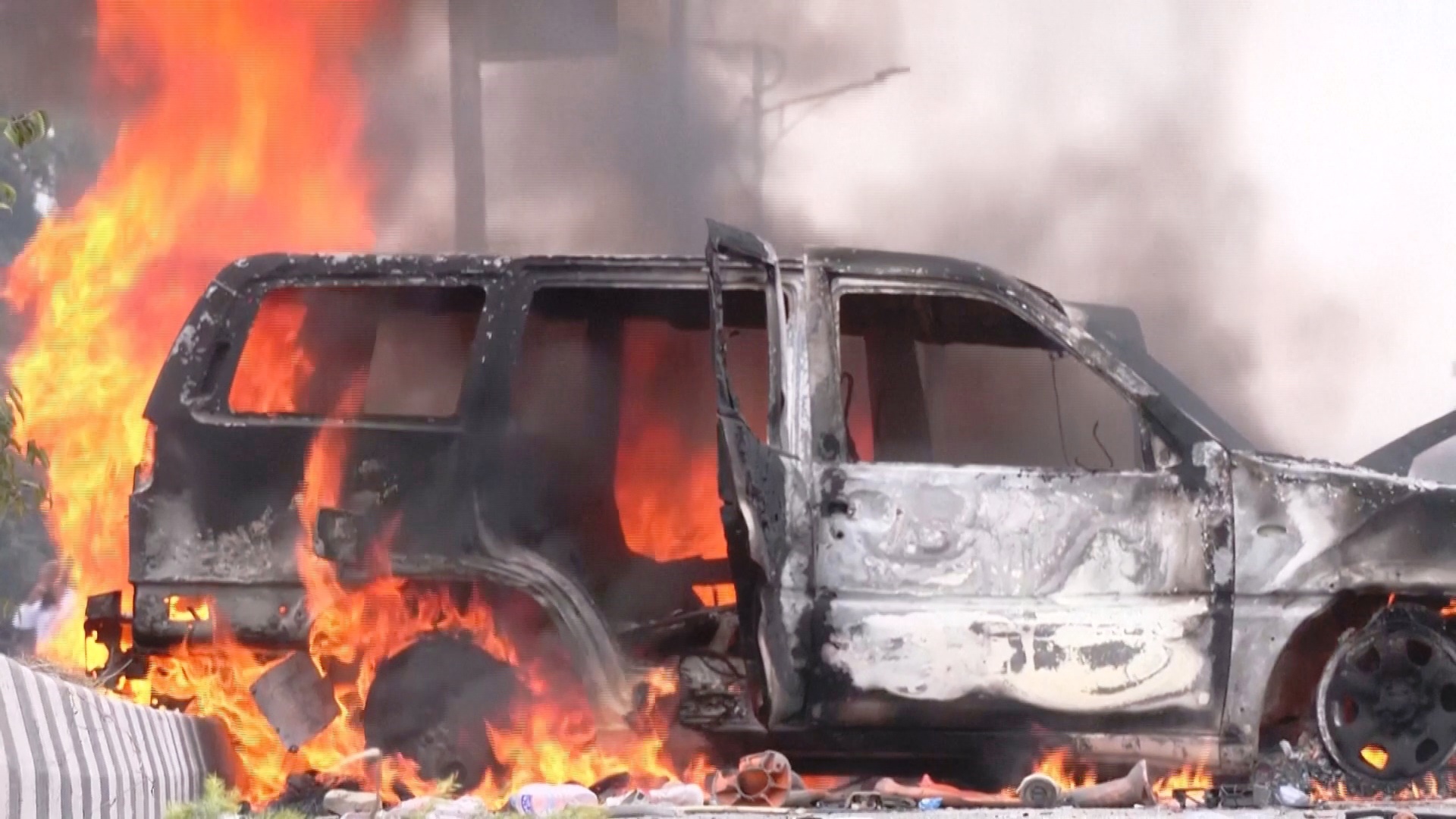 Протесты из-за запрета соцсетей в Непале обернулись гибелью людей