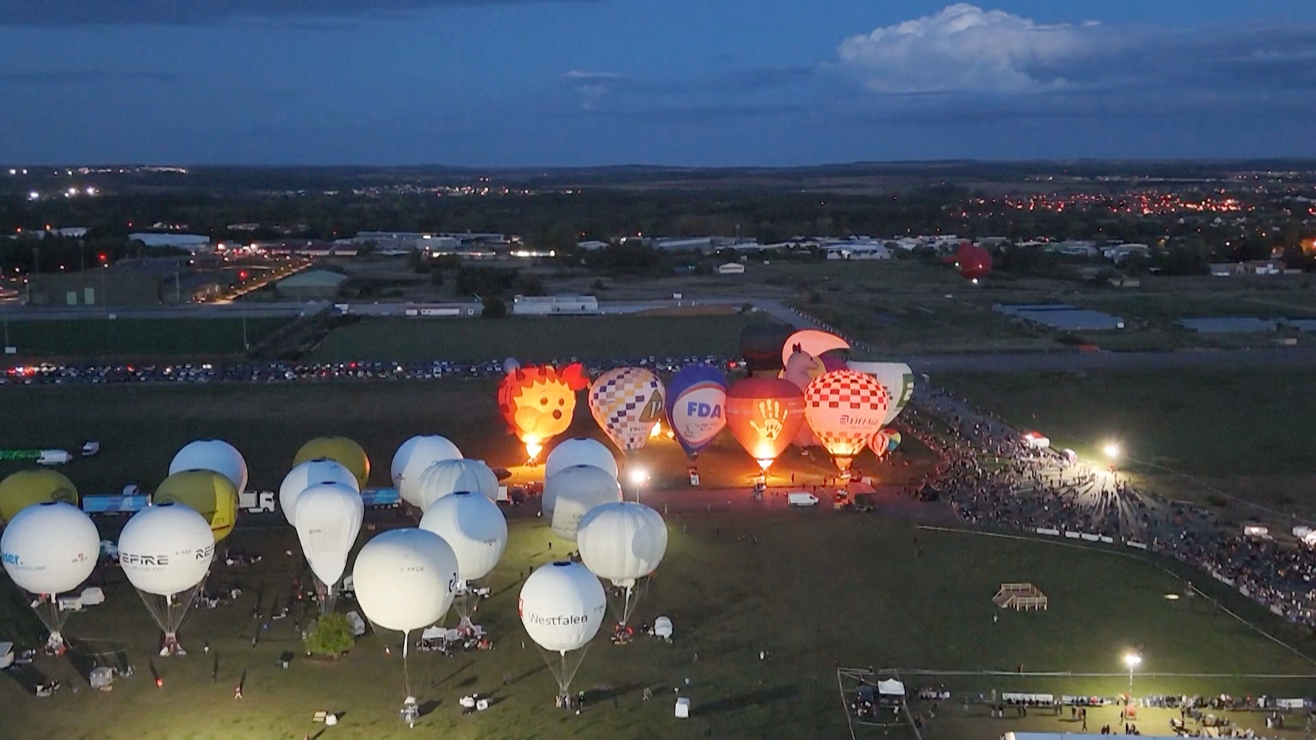 Старейшая гонка воздушных шаров «Кубок Гордона Беннетта» прошла в Европе Старейшая гонка воздушных шаров «Кубок Гордона Беннетта» прошла в Европе