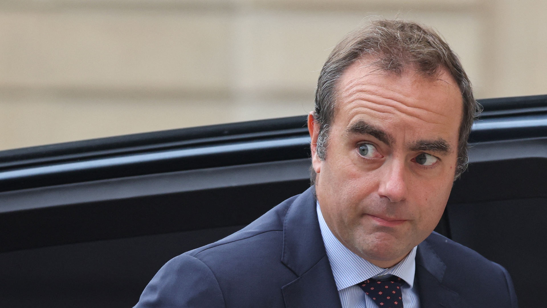 Макрон назначил нового премьер-министра Франции