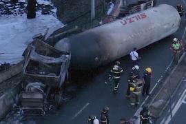 В Мехико взорвался бензовоз, есть жертвы