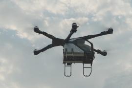 Китайский аэрокар Land Aircraft Carrier полетал в небе над Дубаем