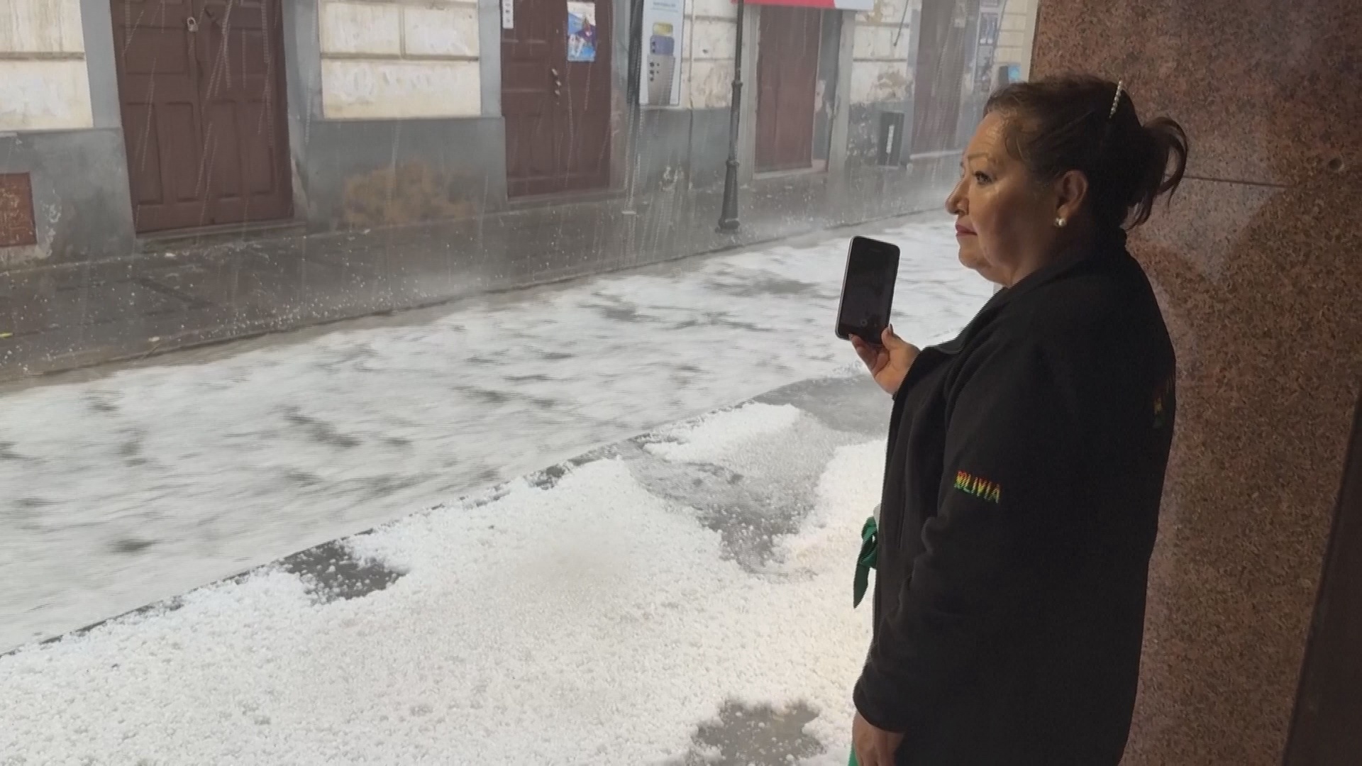 В Боливии неожиданно выпал град