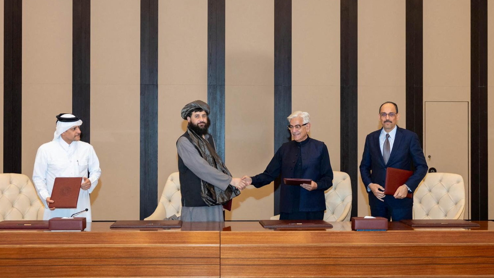 Прекращение огня между Пакистаном и Афганистаном вступило в силу Прекращение огня между Пакистаном и Афганистаном вступило в силу