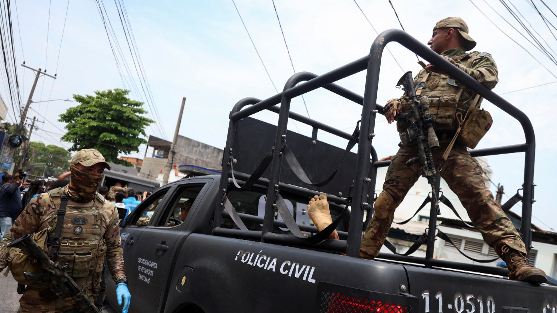 Минимум 64 человека были убиты в ходе спецоперации в Рио-де-Жанейро