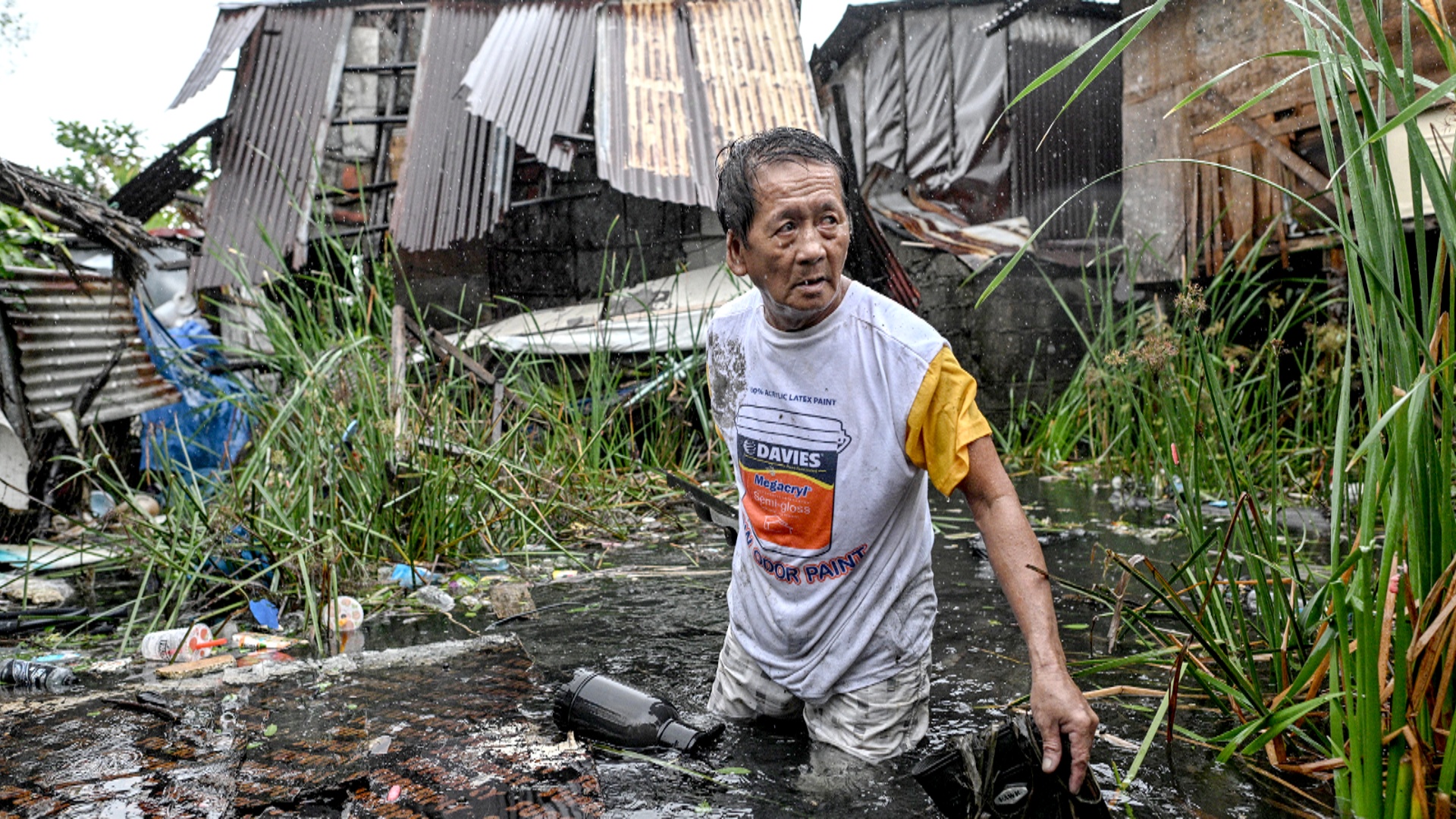 Супертайфун «Фунг-Вонг» ударил по Филиппинам Супертайфун «Фунг-Вонг» ударил по Филиппинам
