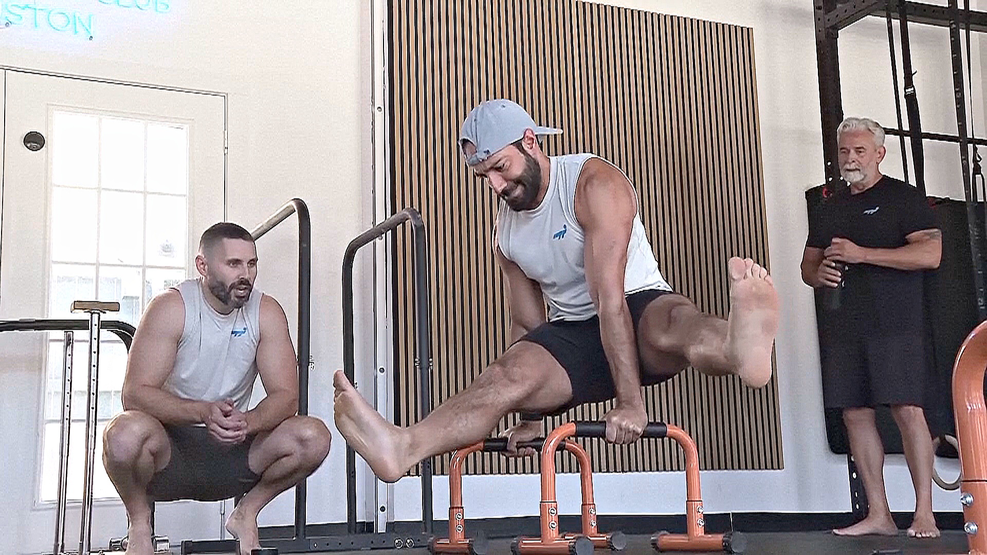 Ставка на калистенику: в США возвращаются к базовым упражнениям Ставка на калистенику: в США возвращаются к базовым упражнениям