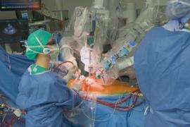 Кардиоцентр в Берлине готовится к внедрению нового поколения роботов-хирургов