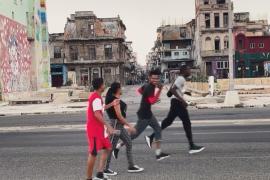 2900 бегунов поучаствовали в ежегодном марафоне «Марабана» на Кубе