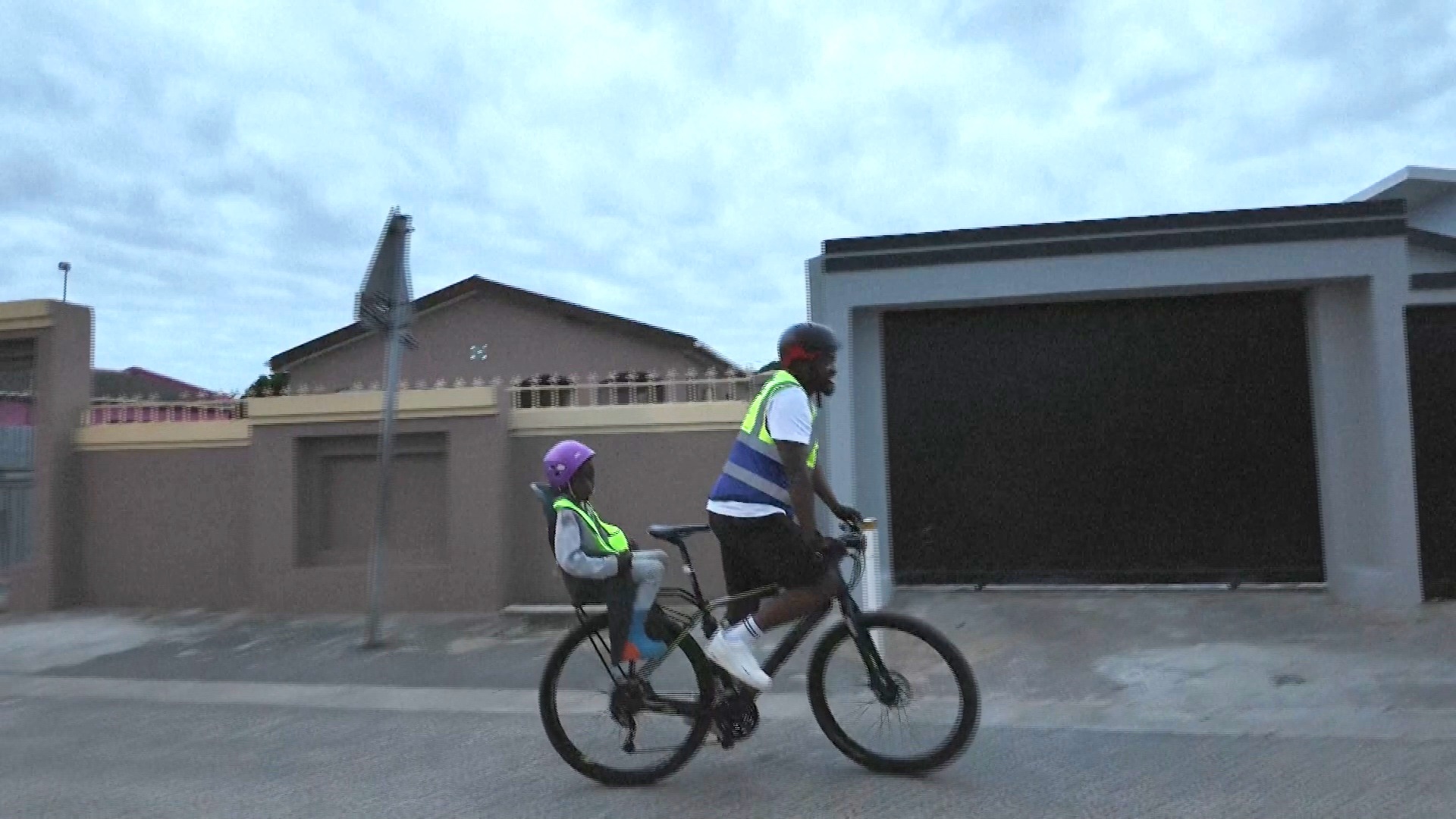 Движение велосипедистов в Кейптауне выступает за бережное отношение к природе