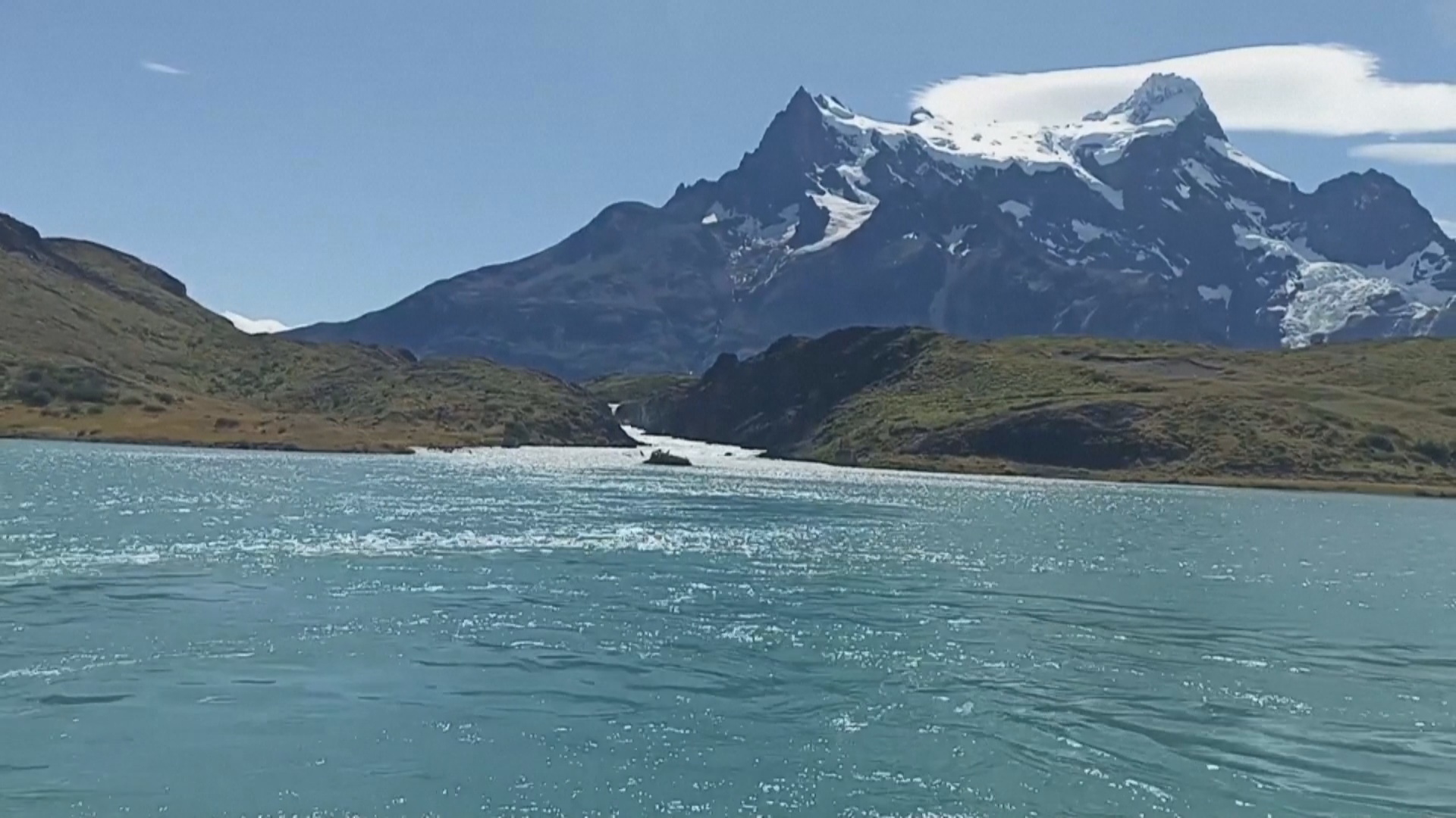 В Чили иностранные туристы погибли, попав в снежную бурю В Чили иностранные туристы погибли, попав в снежную бурю