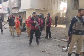 Террористы-смертники атаковали управление полиции в Пакистане: есть жертвы