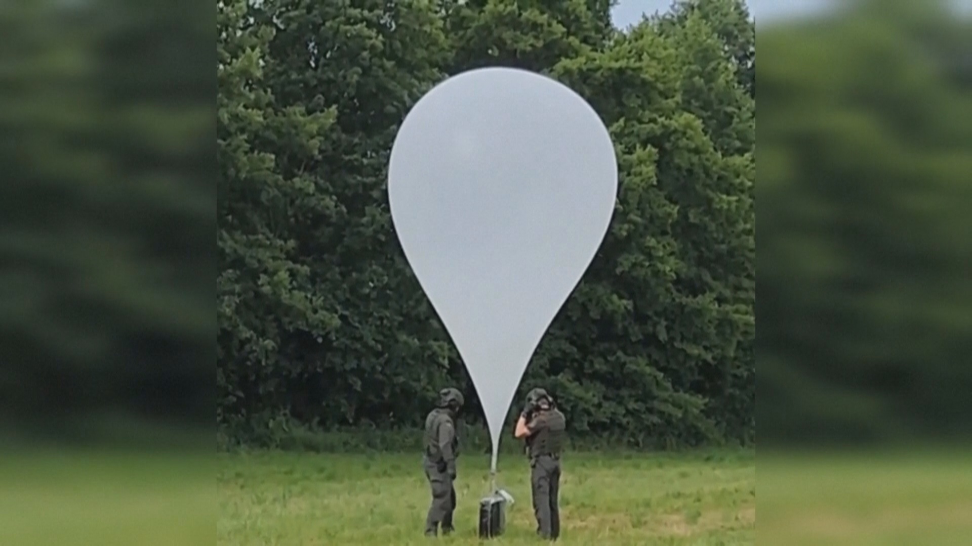 Литва объявляет режим чрезвычайной ситуации из-за воздушных шаров из Беларуси Литва объявляет режим чрезвычайной ситуации из-за воздушных шаров из Беларуси