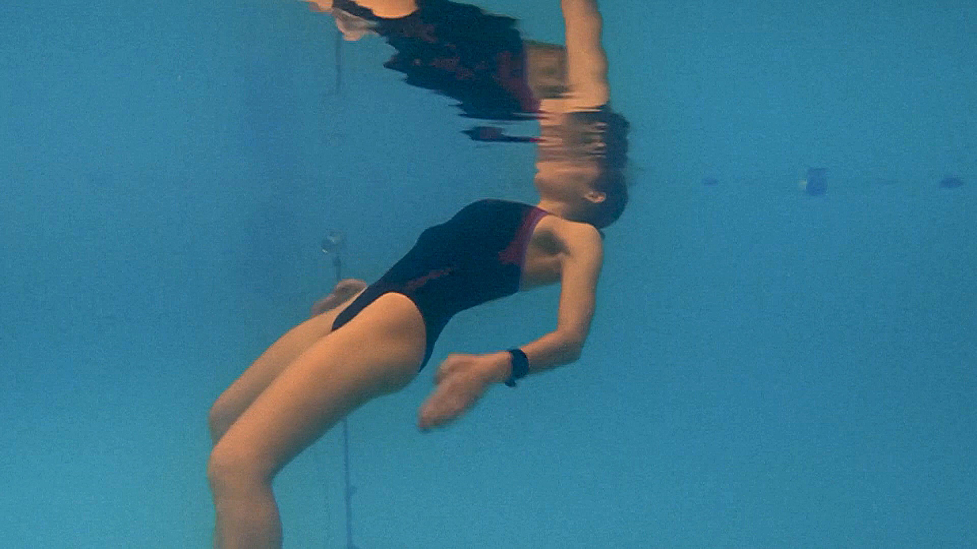 Исследование британских учёных: цвет кожи не влияет на плавучесть тела в воде Исследование британских учёных: цвет кожи не влияет на плавучесть тела в воде