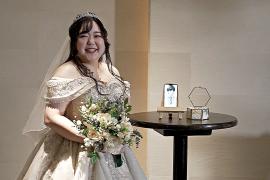 Японка вышла замуж за ChatGPT