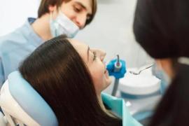 Ретракция десны в современной стоматологии: технологии, материалы и клиническая точность