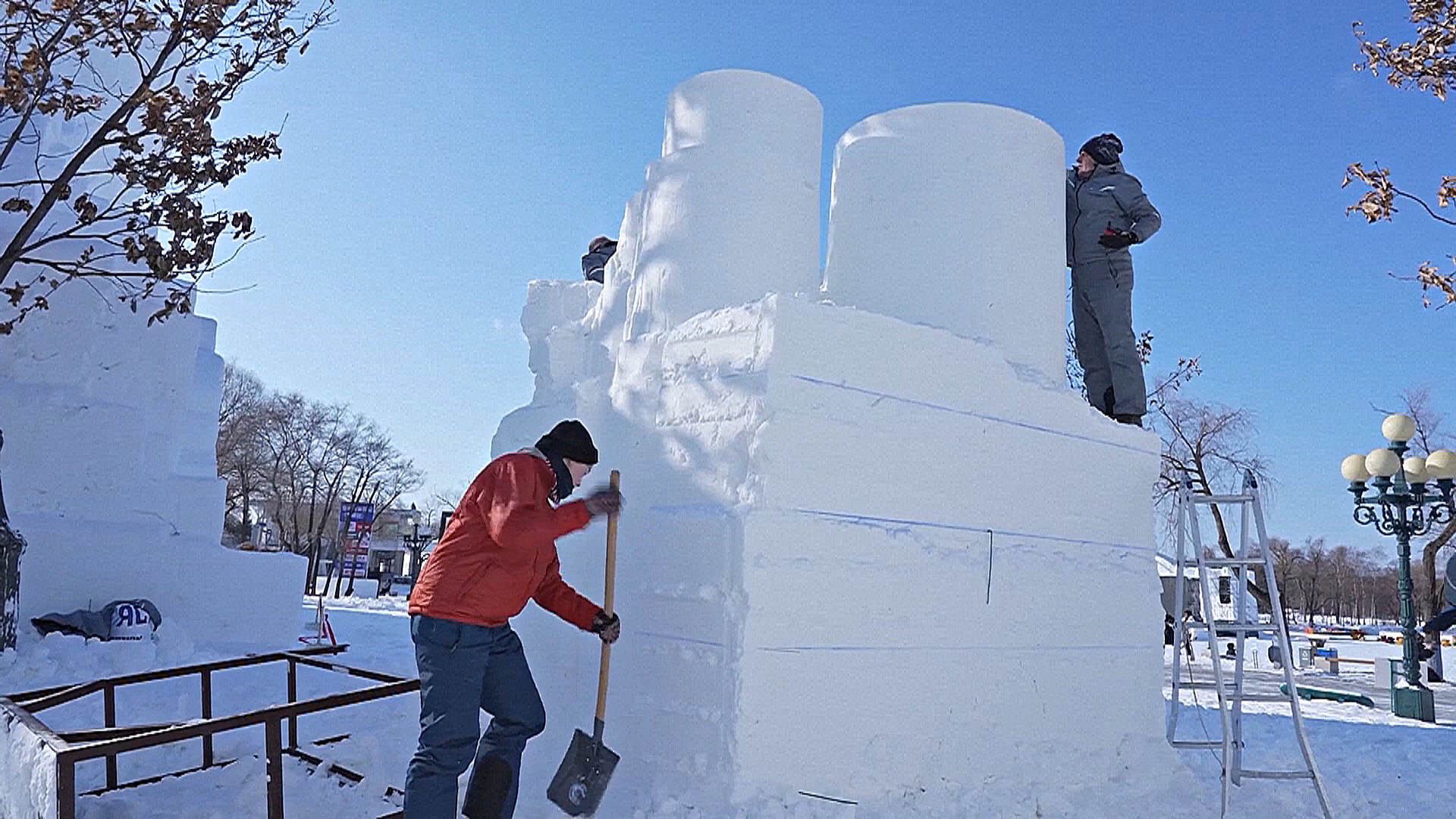 Осьминог и Тадж-Махал вдохновляют скульпторов на зимнем фестивале в Харбине Осьминог и Тадж-Махал вдохновляют скульпторов на зимнем фестивале в Харбине