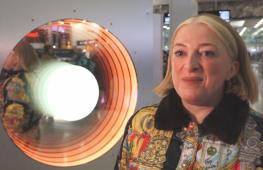 Фестиваль зимних огней осветил лондонский квартал Канэри-Уорф