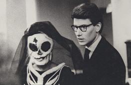 Как Ив Сен-Лоран был связан с театром и балетом, показали на выставке