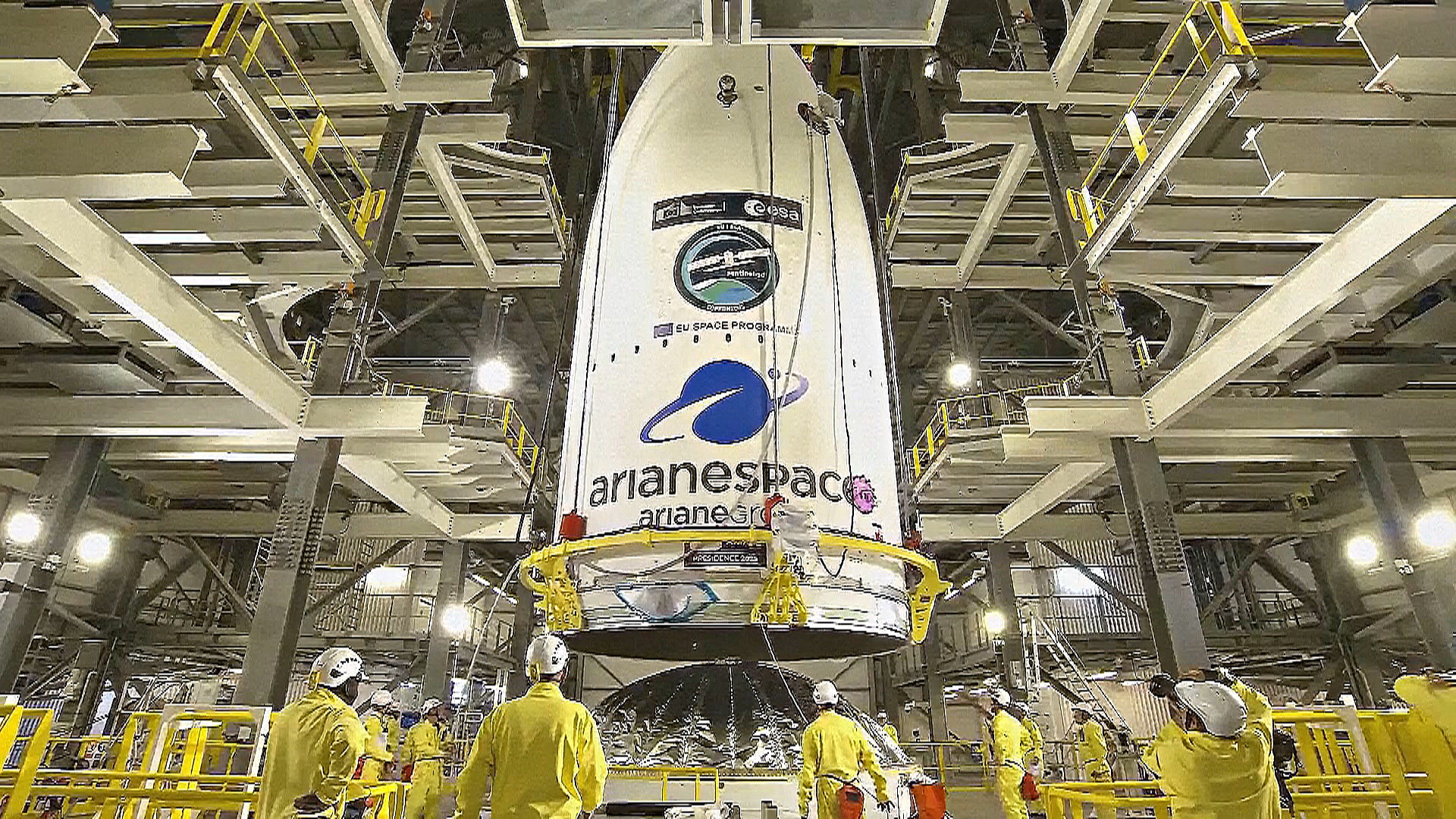 Европа готовится вывести на орбиту десятки спутников в рамках системы Amazon Leo