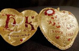 Британский музей успешно собрал деньги на покупку золотого кулона Генриха VIII