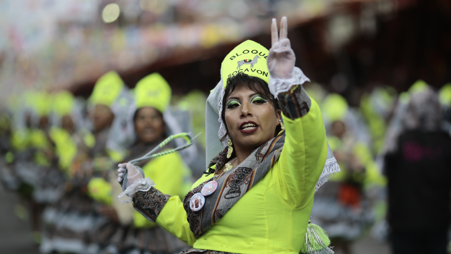 Карнавал в Боливии: индейцы благодарят Мать-Землю за богатый урожай Карнавал в Боливии: индейцы благодарят Мать-Землю за богатый урожай