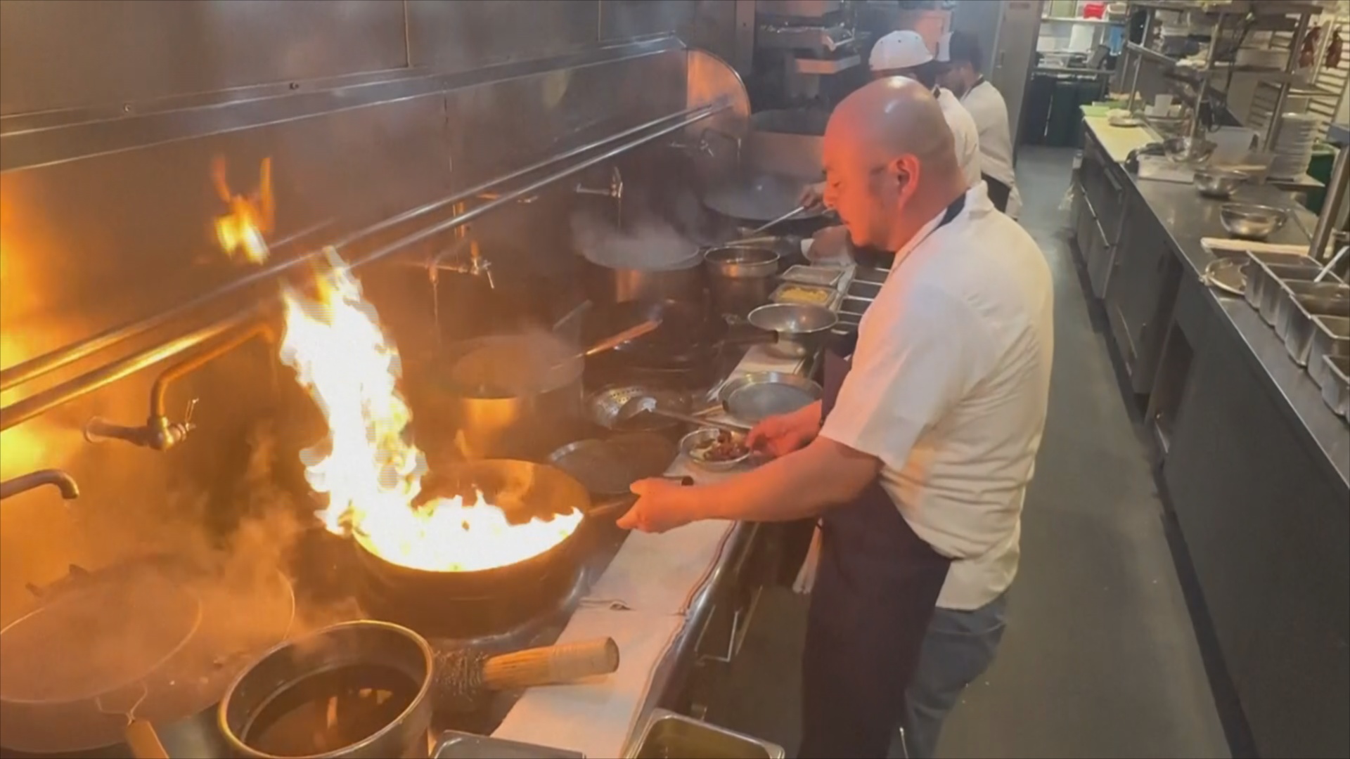 Шеф-повара стремятся вывести китайскую кухню на высокий уровень в США