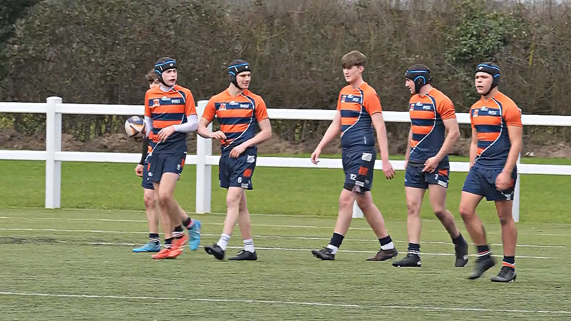 Новый суперматериал должен защитить головы регбистов