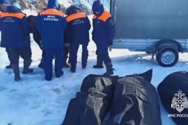 На Байкале извлекли тела китайских туристов из провалившегося под лёд автомобиля УАЗ