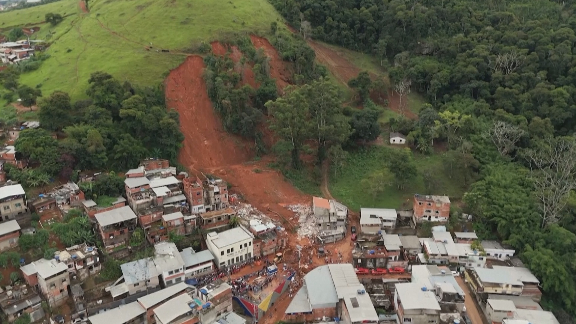 Оползни в Бразилии: не менее 25 погибших