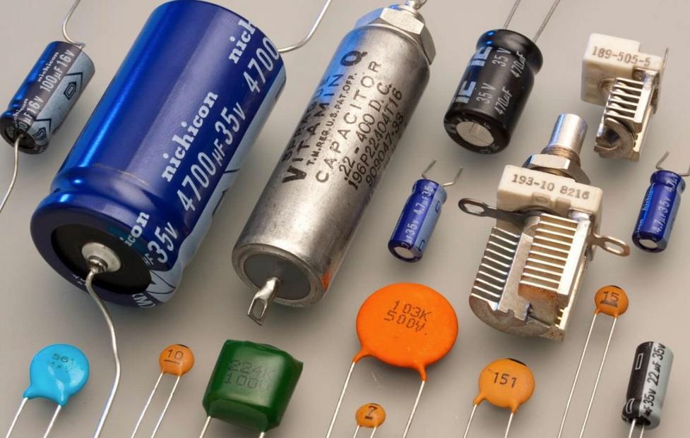 Ионистор в электронике: принцип работы, параметры и области применения