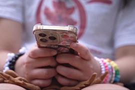 Польша планирует запретить доступ в соцсети для детей младше 15 лет