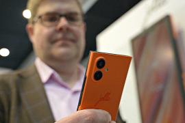 Финская компания представила «европейский смартфон» с режимом приватности