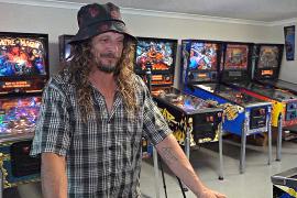 Экскурсия на одну из крупнейших частных коллекций пинбольных автоматов