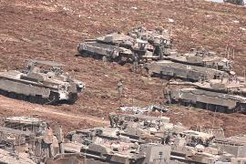 Израиль стягивает военную технику к границе с Ливаном